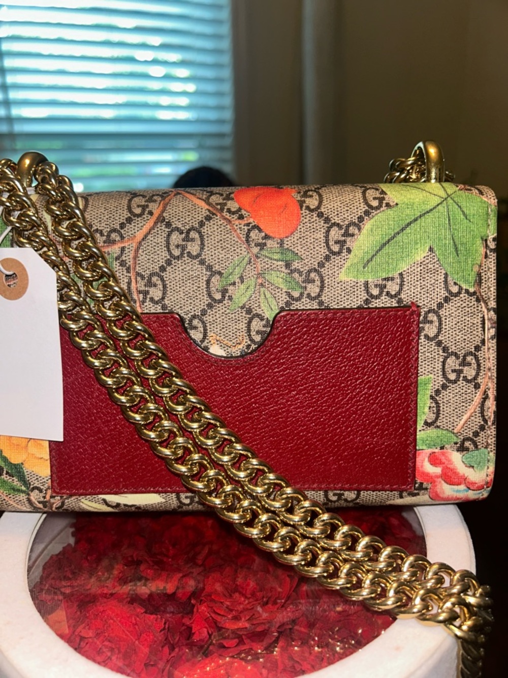 Gucci Floral GG Canvas Crossbody Bag in Multicolor with Gold Hardware - Picture 5 of 8
